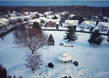 overhead picture of Lexington Green in winter